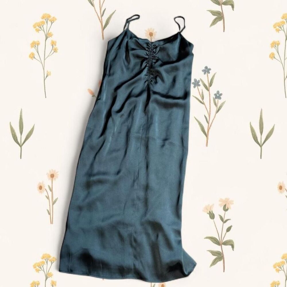 Emerald Silky Homecoming Dress Express Midi Slip with Ruched Front - Small